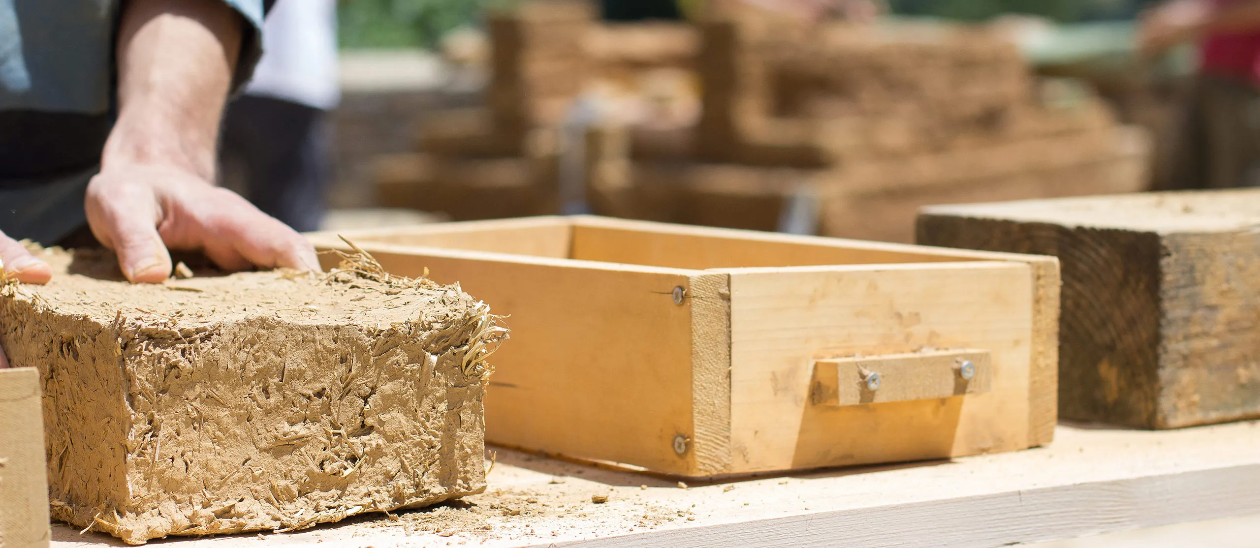 Utiliser des matériaux naturels pour construire une maison